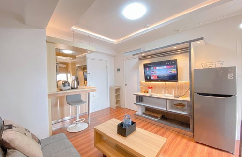 Bandung Apartment | Luxurious 3Br At Gateway Ahmad Yani Cicadas Apartment