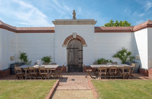 Bembridge Villa | Luxurious 7 bedroom Villa in the popular sailing village, Bembridge