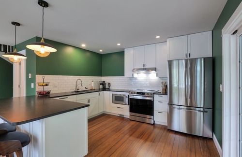 Dedham Cottage | Luxurious, ADA accessible lakefront home for the whole family near Acadia