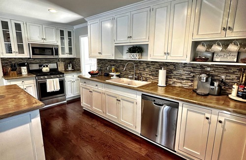 Columbus House | Luxurious and Cozy Midtown Home Near Fort Moore and Uptown