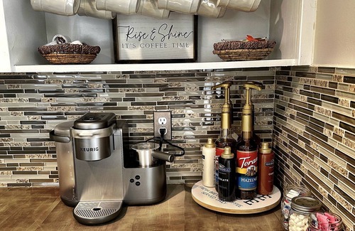 Columbus House | Luxurious and Cozy Midtown Home Near Fort Moore and Uptown