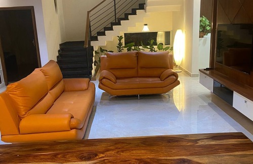 Denkanikota Villa | Luxurious and Spacious 3 Bedroom Villa with private pool