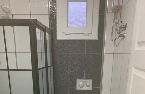 Yenisehir Apartment | Luxurious apartment in a beautiful, rural area with views of a historic castle..