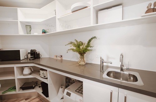 St Leonards House | Luxurious Beachfront Modern House, St Leonards, VICnWheelchair access & Elevator