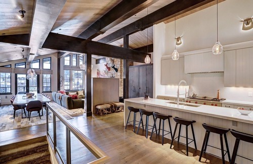 Vail House | Luxurious Chalet w/Private Elevator by RedAwning - Save 20% on 7+ Nights!