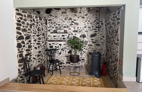 Lousa House | Luxurious cottage at Quinta do Areal country house
