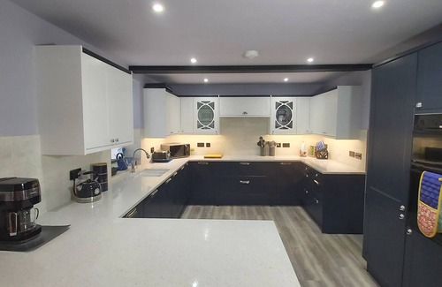 Cowes Cottage | Luxurious Cottage in Cowes - Jersey Cottage