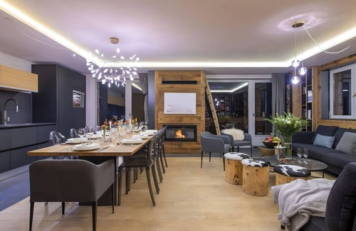 Val-d'Isere Apartment | Luxurious duplex with private pool and concierge services