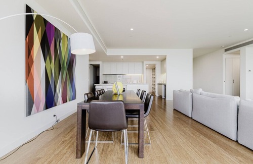 Southbank Apartment | Luxurious Enormous 5brm Penthouse