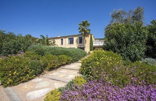 Andraitx Villa | Luxurious finca with large pool in a unique location