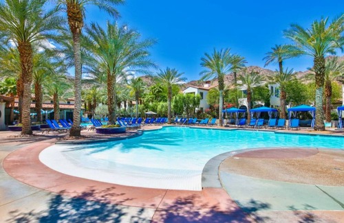La Quinta Apartment | Luxurious ground floor studio with a lovely private patio,