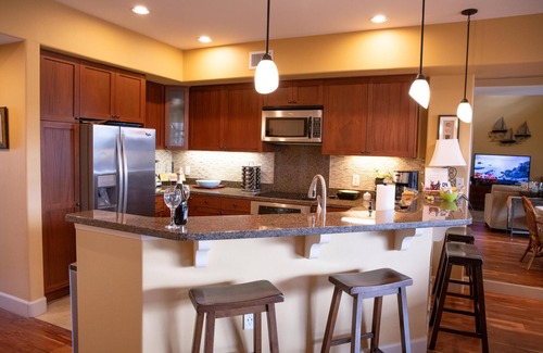 Waikoloa House | Luxurious Hali'i Kai Townhome with fabulous Ocean views and Private Ocean Club