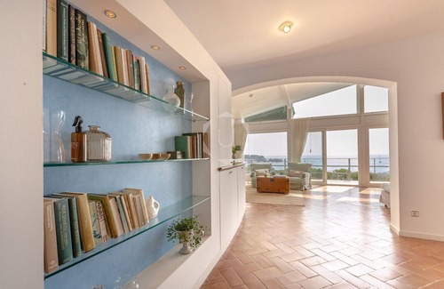 Sant Feliu de Guixols Villa | Luxurious Mediterranean villa in front of the sea overlooking the bay of Sant Pol.