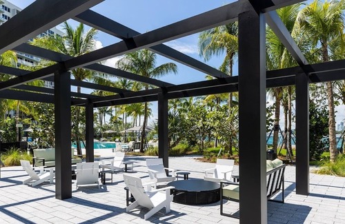 Miami Beach Condo | Luxurious Miami Condo, steps from South Beach: your resort-style oasis awaits!