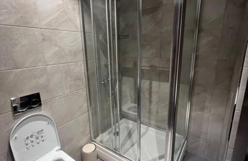 Accra Apartment | Luxurious Mirage 2 Bed with Pool & Gym