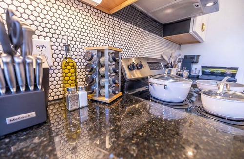 Mount Washington House | Luxurious Mt Washington Home with King Bed