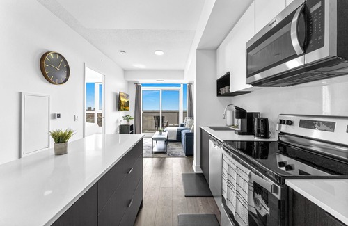Mississauga Valleys Apartment | Luxurious new 2Bed 2Bath Condo in DT Core, SQ1, Mississauga City Centre