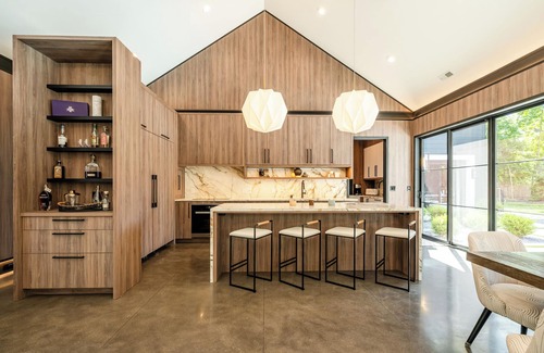 New Buffalo House | Luxurious New Buffalo Rental Has It All!