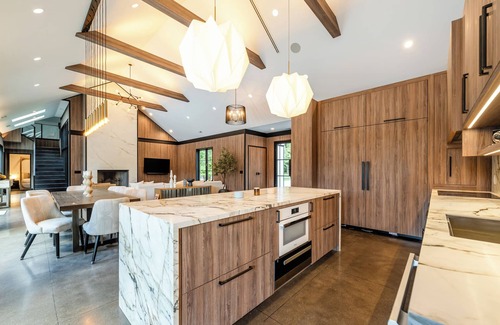 New Buffalo House | Luxurious New Buffalo Rental Has It All!