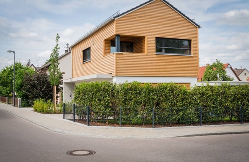 Meitingen Apartment | Luxurious, new business apartment /boarding house /apartment