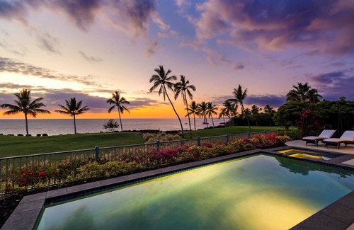 Kailua-Kona House | 🌴Luxurious Oceanfront Home on Golf Course – Paradise Awaits🌴
