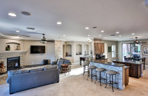 Bullhead City House | Luxurious Riverfront Home W/Private Beach & Waterfront Bar/HEATED POOL