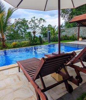 Seraya Villa | Luxurious, Seaview, Private Pool, 3-Bedroom Villa in Seraya