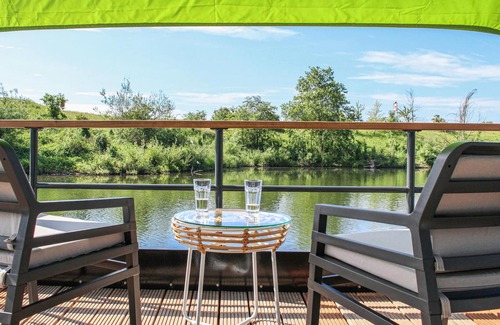 Ohe en Laak Boat Rental | Luxurious ship in Ohé & Laak with WiFi