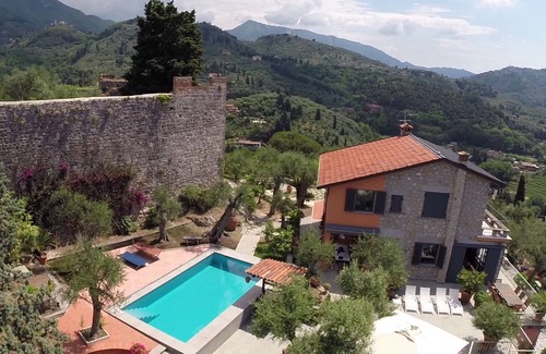 Camaiore Villa | Luxurious & spacious Villa Olivia: an exceptional setting with pool and sea view