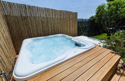 Fregenae Villa | Luxurious villa only 30min from Rome center outdoorJacuzzi mini pool, Sauna
