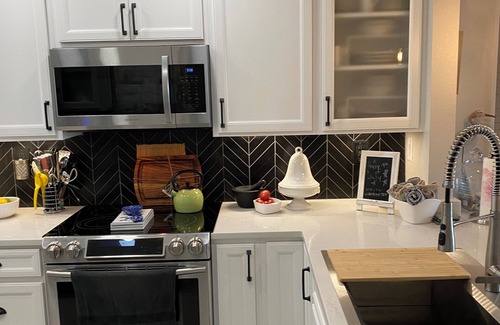 Casa del Mar Condo | Luxurious waterfront condo on Isla Del Sol, minutes from St Pete Beach.