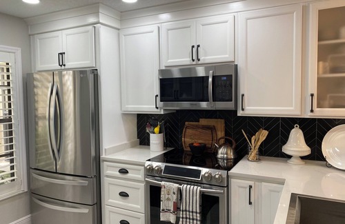 Casa del Mar Condo | Luxurious waterfront condo on Isla Del Sol, minutes from St Pete Beach.