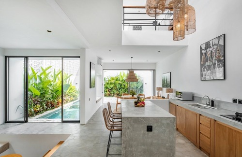 Padonan Villa | Luxury, 1 BR Villa in Canggu