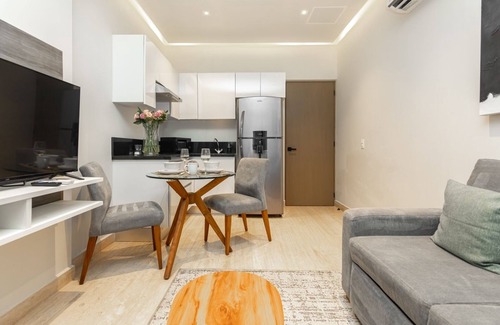 Playacar Fase I Apartment | Luxury 1BR BalconyandParking, 1 Block from 5th Ave