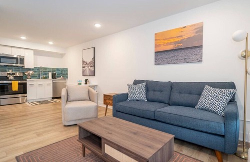 Diamond Hill House | Luxury 1BR Condo: OPEN Pool + Prime Location
