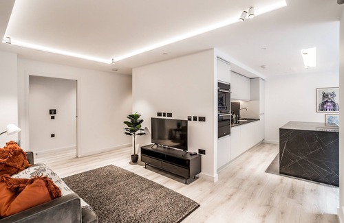 Faraday Apartment | Luxury 2-bed, 2.5 bath Apartment with Balcony - Borough Market/London Bridge