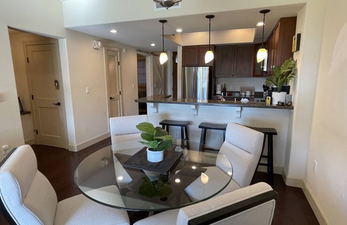 Waikoloa Condo | Luxury 2-Suite Villa with Fairway & partial Ocean views
