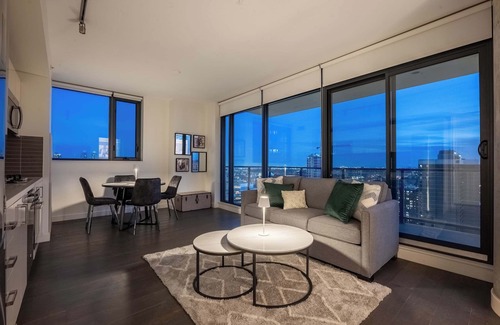 Connaught Condo | Luxury 22nd-Floor Condo w/Tower Views, Gym, Wine, Pool & FREE Banff Pass!