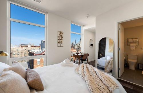 Pulaski Park Apartment | Luxury 2BD-2BA View-Gym-Rooftop