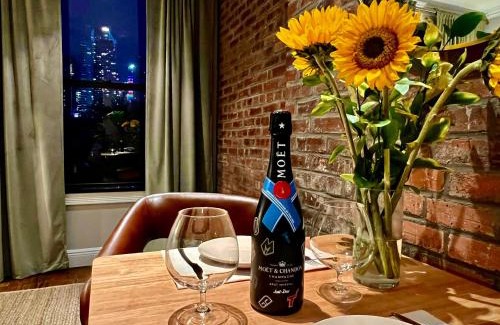 Hell's Kitchen Apartment | Luxury 2BD Unit in Midtown West