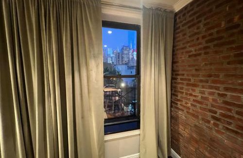 Hell's Kitchen Apartment | Luxury 2BD Unit in Midtown West