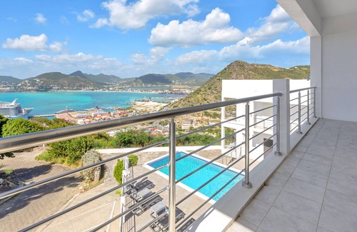 Point Blanche Apartment | Luxury 2BR Apt with Amazing View