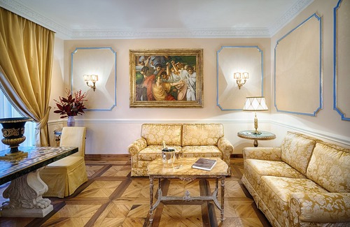 Rione IV Campo Marzio Apartment | Luxury 2BR near Spanish Steps by Alta Luxury Apartments