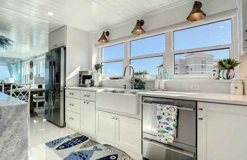 New Smyrna Beach Condo | Luxury 3/3 condo with sweeping ocean views.