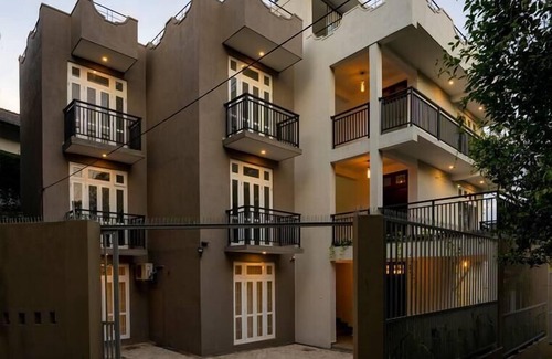 Sri Jayawardenepura Kotte Apartment | Luxury 3 B/R Ground Floor Apartment in Colombo