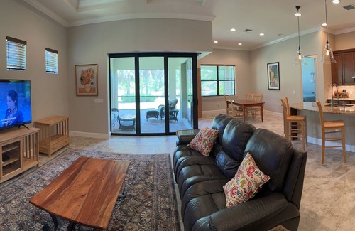 Estero House | Luxury 3-Bedroom, 2,000 sq ft home with Resort Amenities, minutes to golf