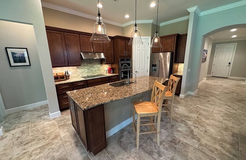 Estero House | Luxury 3-Bedroom, 2,000 sq ft home with Resort Amenities, minutes to golf