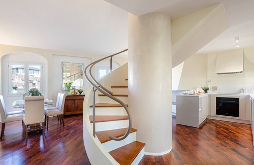 Duomo Apartment | Luxury 3 Bedrooms Penthouse with Elevator