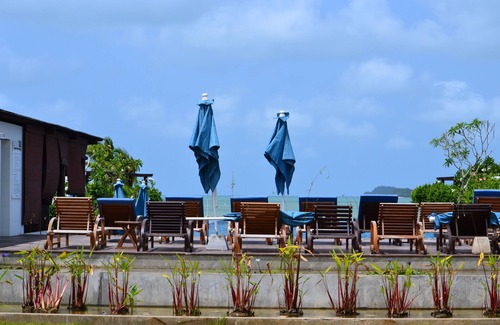 Chakphong House | Luxury 3BR Home at Beachfront Property