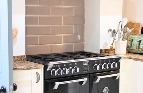 Leven Cottage | Luxury 4 Bedroom Holiday Cottage In East Yorkshire Between Beverley & Hornsea